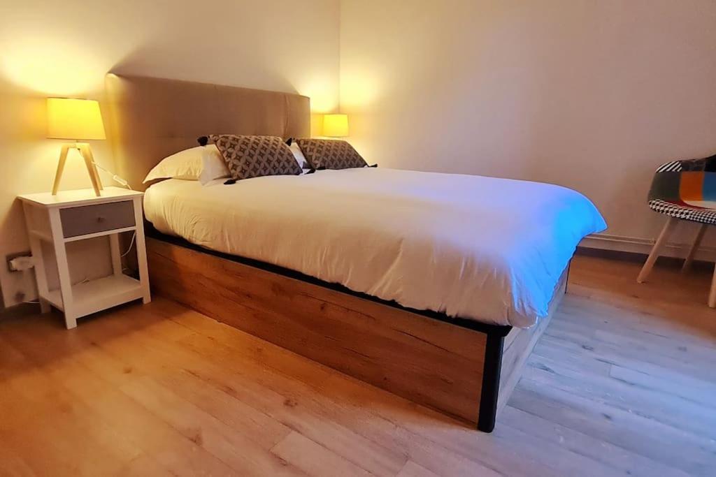 Le 56 Faubourg - Proche Centre - Parking Gratuit Lejlighed Beaune  Eksteriør billede
